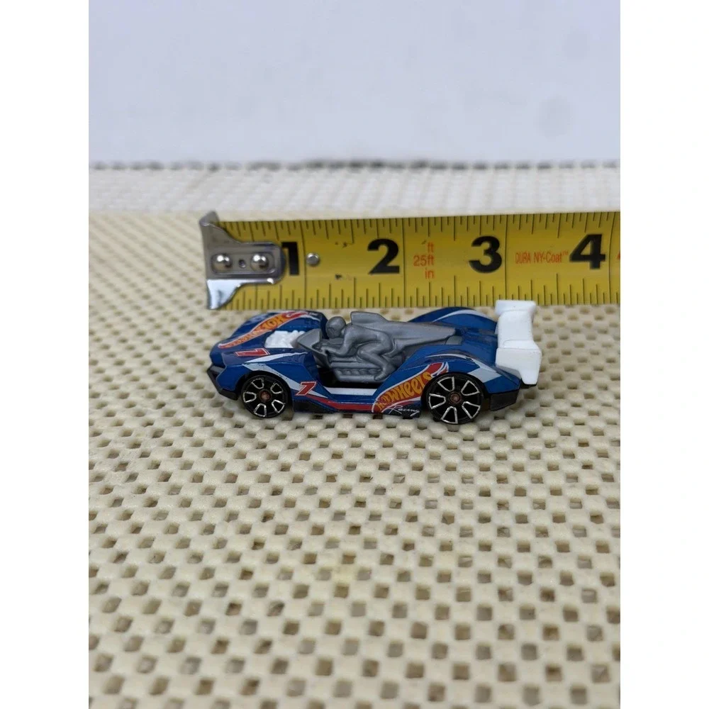 Hot Wheels Winning Formula Blue Race Car #7 Diecast 2011 Mattel Malaysia‎ EUC